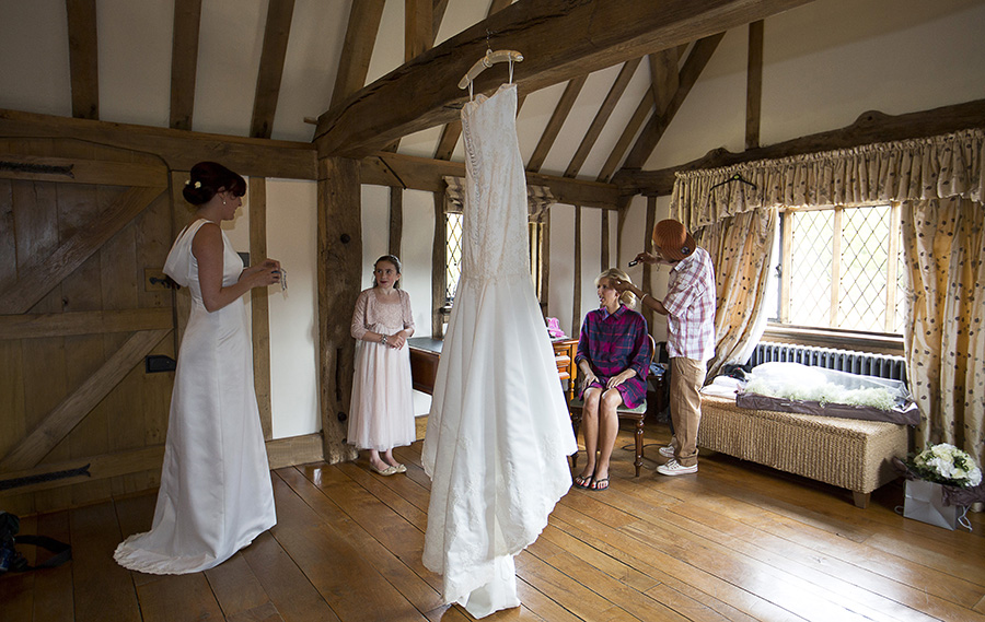 image-0028-bumble-and-brown-wedding-photography-at-bijou-wedding-venue-cain-manor-farnham