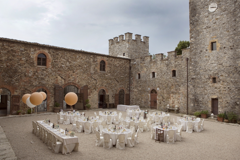 166-nicci-and-becci-at-bumble-and-brown-destination-wedding-photographer-castello-di-modanella-tuscany-italy