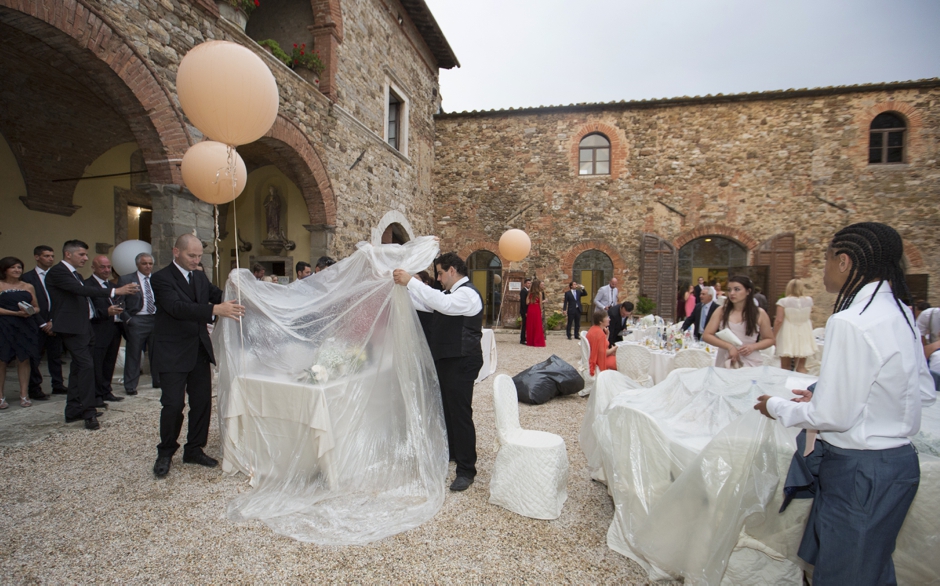171-nicci-and-becci-at-bumble-and-brown-destination-wedding-photographer-castello-di-modanella-tuscany-italy