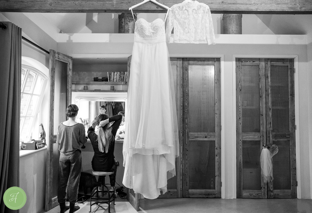 012_southend-barns-chichester-wedding-venue-adorlee-photographer